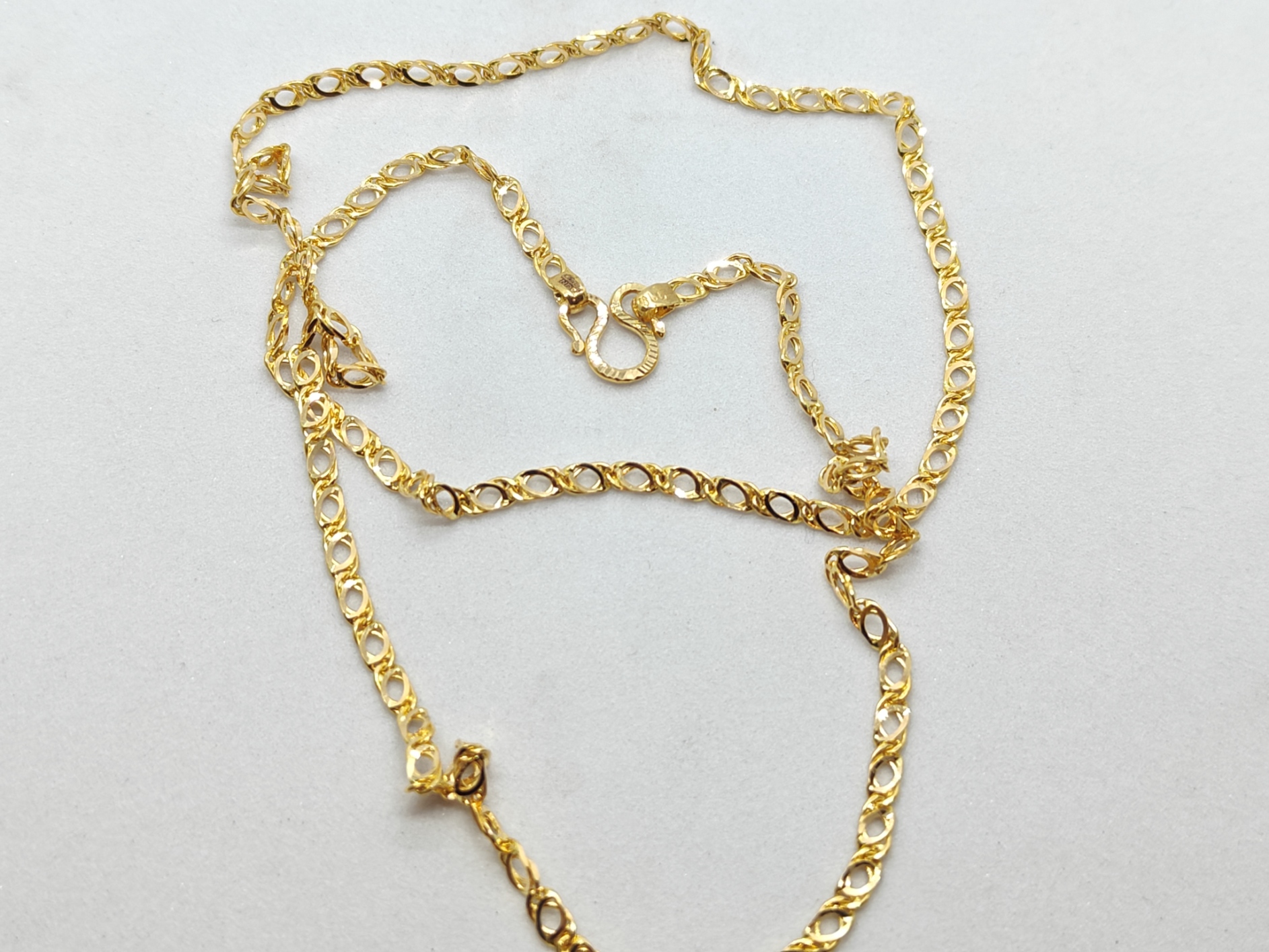 Gold Jewelry Chain - Image 3