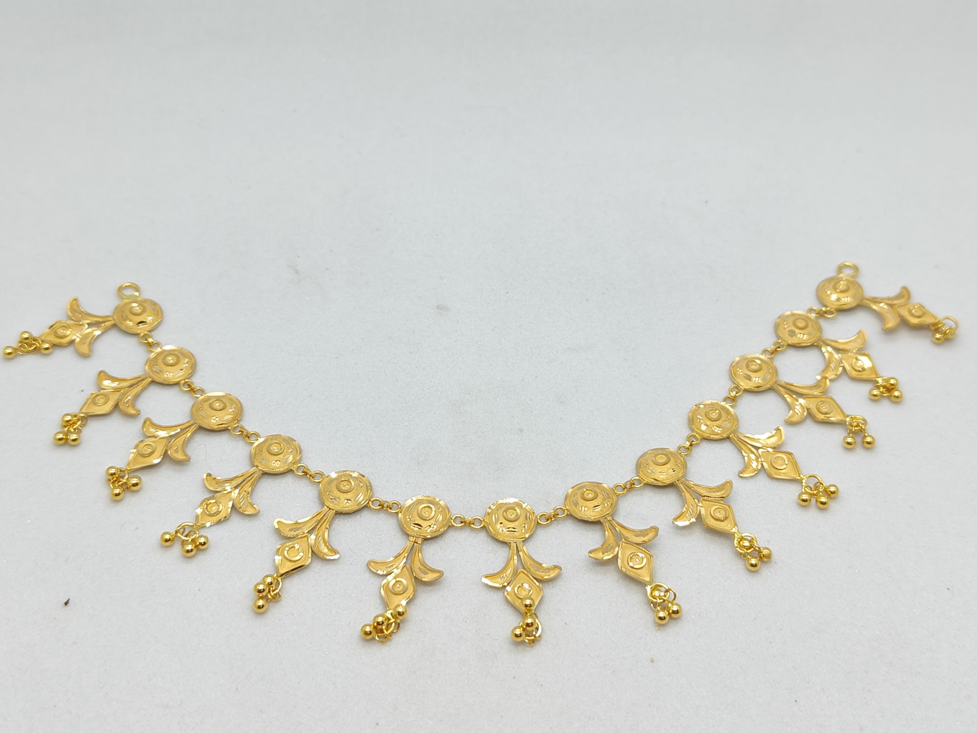 Beautiful Necklace - Image 4